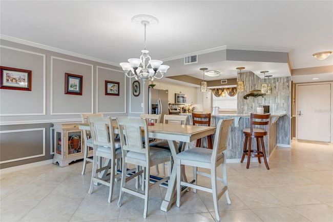 Dining / Kitchen | Image 12