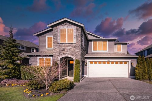 11262 Se 61st Pl, Bellevue, WA, 98006-5044 | Card Image
