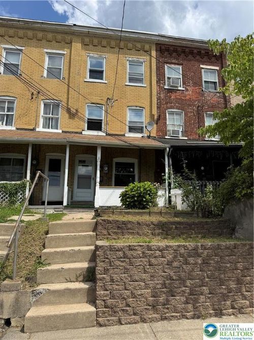 431 E Susquehanna St, Allentown, PA, 18103-5143 | Card Image