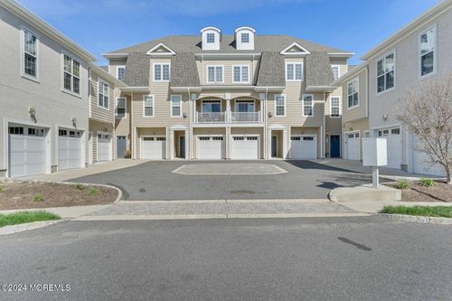 208 April Way, Middletown, NJ, 07748-6508 | Card Image