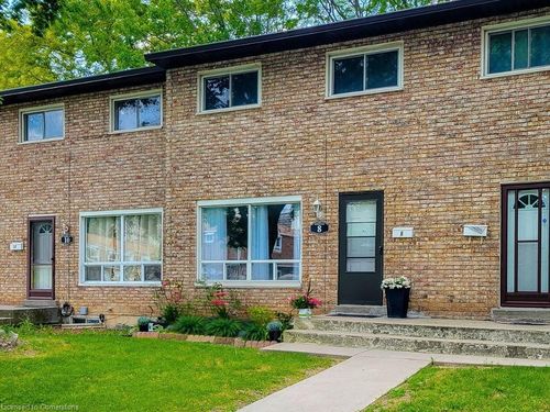 8 Glenburn Crt, Hamilton, ON, L8E1C8 | Card Image