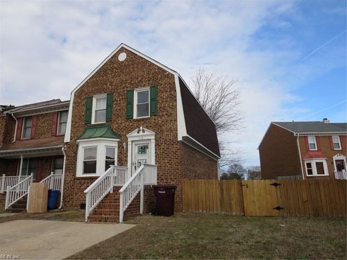 316 San Roman Dr, Chesapeake, VA, 23322-8001 | Card Image