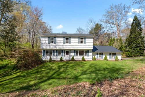 59 Arrowhead Way, Woodbury, CT, 06798-2016 | Card Image
