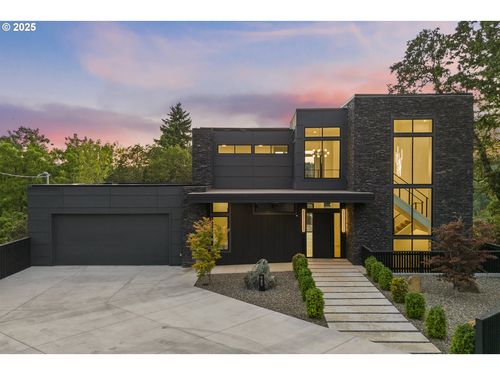 985 Se Rimrock Ln, Milwaukie, OR, 97267-1025 | Card Image