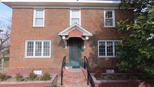 803 Grace Ave, West Plains, MO, 65775-3713 | Card Image