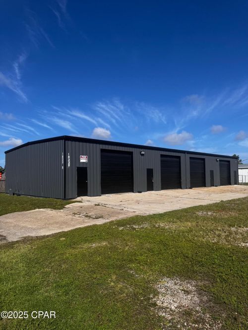 b-1833 N East Ave, Panama City, FL, 32405-6276 | Card Image