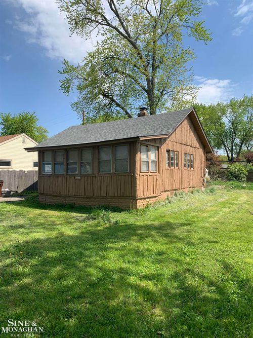 3103 10th St, Monroe, MI, 48162-4851 | Card Image