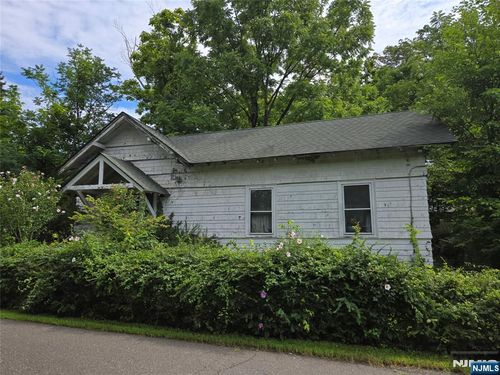 2 Hewlett Rd, Towaco, NJ, 07082-1308 | Card Image