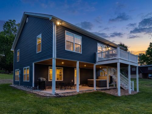 3687 Riverbend Dr, ELKTON, VA, 22827-2331 | Card Image