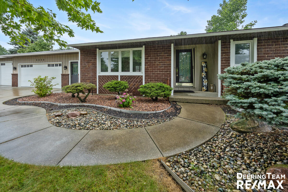 Granada Ct, Grand Rapids, MI 49534