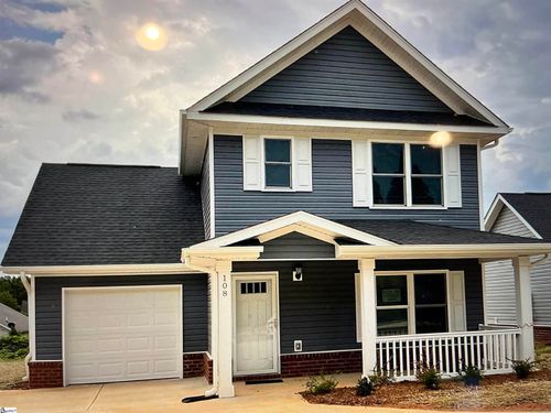 108 Walcott St, Greenville, SC, 29609-4550 | Card Image