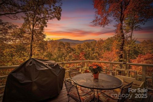 354 Big Ridge Rd, Burnsville, NC, 28714-7565 | Card Image