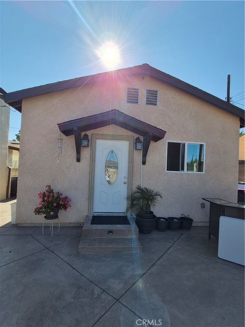 13349 Cantara St, Panorama City, CA, 91402-5507 | Card Image