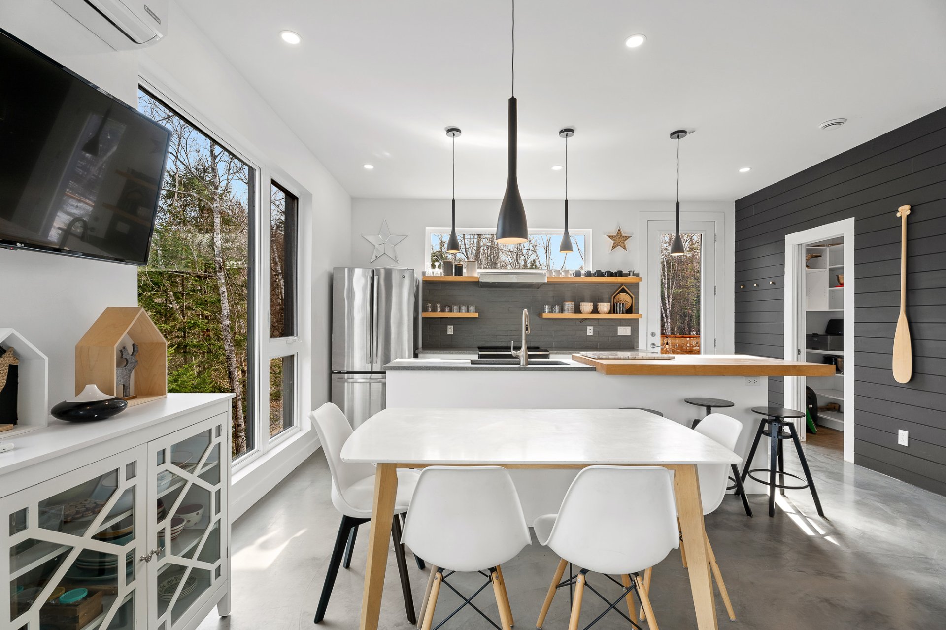 Residential in Saint-Sauveur 4