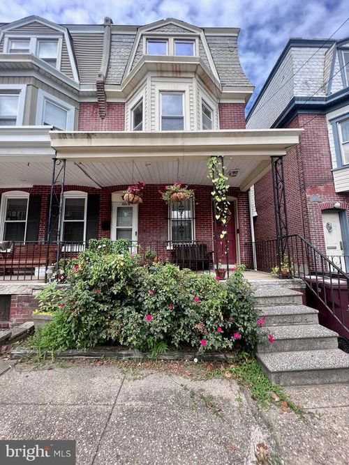 b-1323 N Dupont St, WILMINGTON, DE, 19806-4027 | Card Image