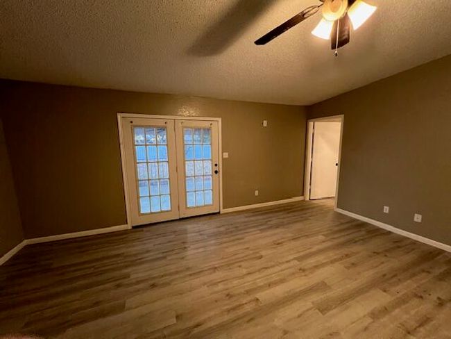 1615 Avenue F, House other with 3 bedrooms, 3 bathrooms and null parking in Abernathy TX | Image 23