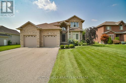 544 Juliana Dr, Mount Brydges, ON, N0L1W0 | Card Image