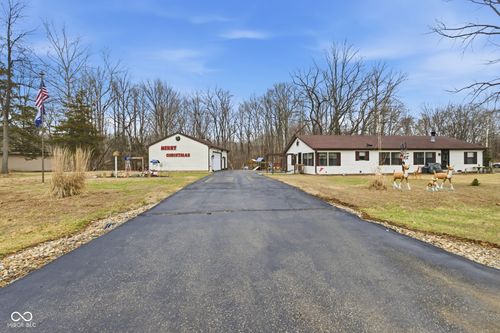 52 Victory Hill Dr, Coatesville, IN, 46121 | Card Image