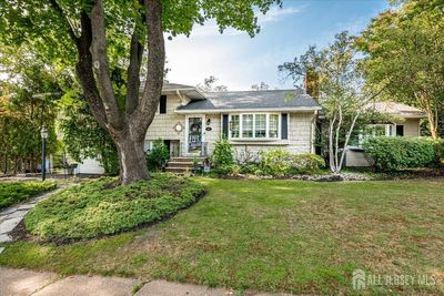 26 Lexington Drive, House other with 3 bedrooms, 3 bathrooms and null parking in Metuchen NJ | Image 2