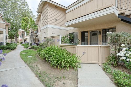 k-12635 Briarglen Loop, Stanton, CA, 90680-4149 | Card Image