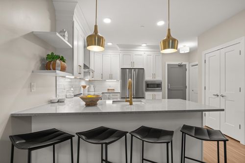 101-99 Foundry Pl, Portsmouth, NH, 03801 | Card Image