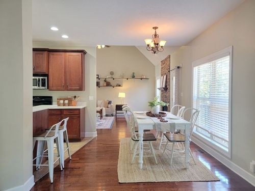 3699 Prestwicke Pl, Adams, TN, 37010-9186 | Card Image