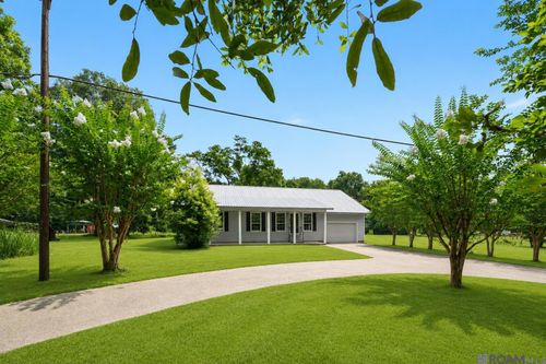 31498 N Doyle Rd, Holden, LA, 70744-3915 | Card Image