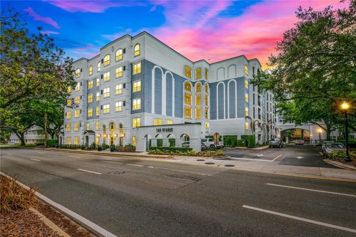 2015-300 E South St, ORLANDO, FL, 32801-3564 | Card Image