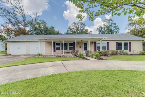 5104 Washington Avenue, Gulfport, MS, 39507 | Card Image