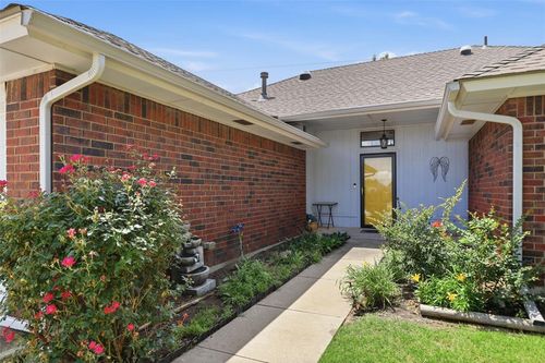 10101 Donna Court, Oklahoma City, OK, 73162 | Card Image
