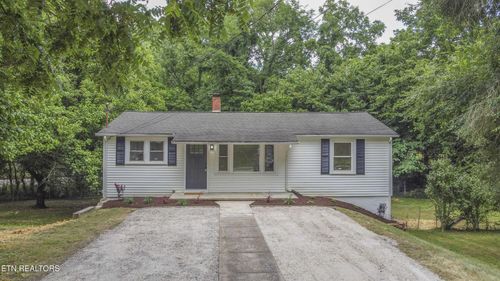 539 Baumgartner Rd, Harriman, TN, 37748-6921 | Card Image