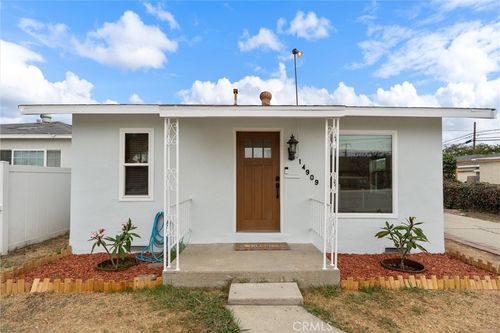 14909 Mansel Ave, Lawndale, CA, 90260 | Card Image