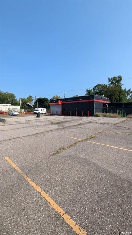 13240 E Mcnichols Rd, Detroit, MI, 48205-3420 | Card Image
