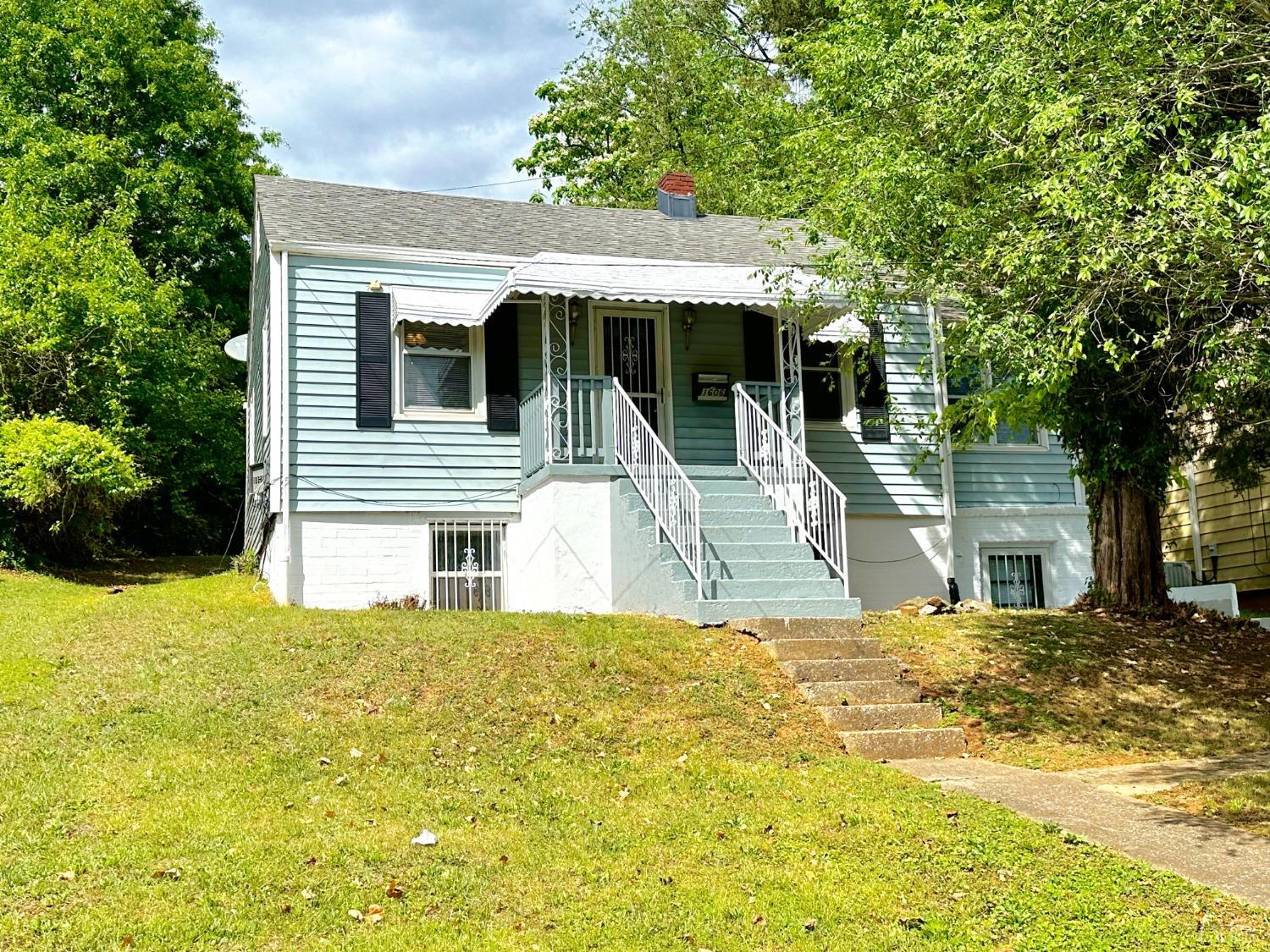 Monsview Pl, Lynchburg, VA 24504