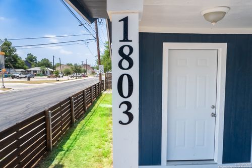 1803 Burnet St, San Antonio, TX, 78202-2514 | Card Image