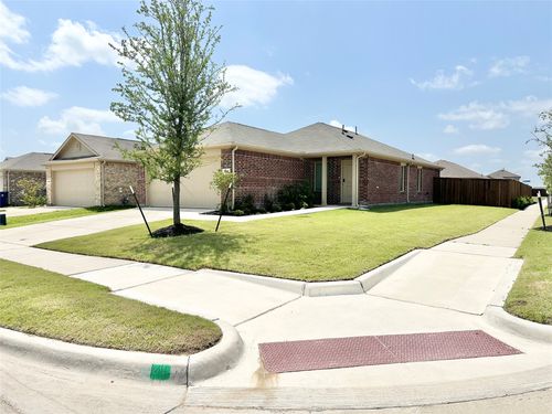 4152 Silverstein St, Crandall, TX, 75114-0895 | Card Image