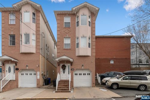8512 Smith Ave, North Bergen, NJ, 07047-4355 | Card Image
