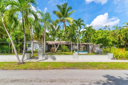 2407 Washington St, Hollywood, FL, 33020-5875 | Card Image