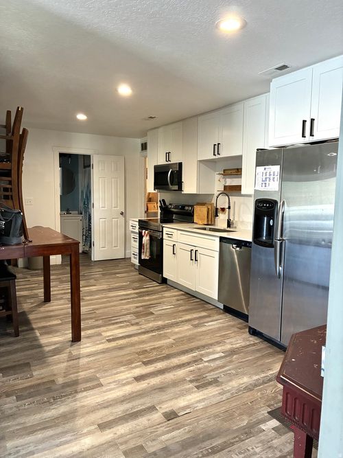 175 S Eagle St, Eureka, UT, 84628-2102 | Card Image