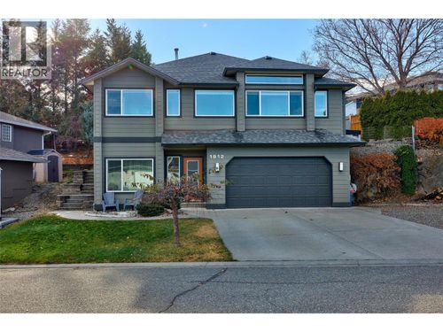 1912 The Pinnacles, Kamloops, BC, V2E2L3 | Card Image