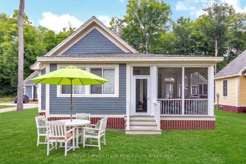 219-11 Hollow Lane, Prince Edward County, ON, K0K1P0 | Card Image