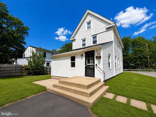 1st-fl-102 Montgomery Ave, PITMAN, NJ, 08071-1132 | Card Image