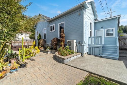 355 Eddy St, Scotia, CA, 95565-9751 | Card Image