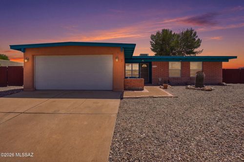 9122 E Creek Street, Tucson, AZ, 85730 | Card Image