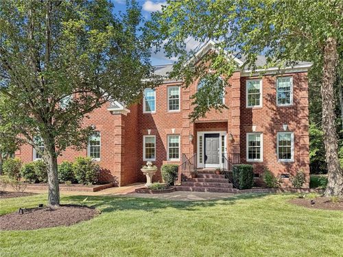 700 Water Fowl Dr, Yorktown, VA, 23692-2994 | Card Image