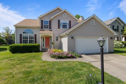 601 E Tomaras Ave, Savoy, IL, 61874-9418 | Card Image
