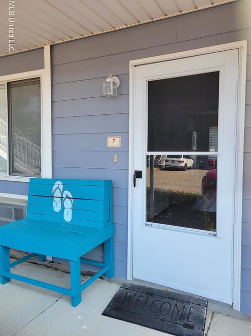 7-1664 Beach Blvd, Biloxi, MS, 39531-5361 | Card Image