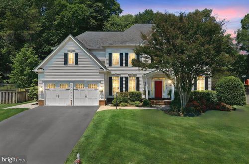 7822 Gambrill Woods Way, Springfield, VA, 22153-2260 | Card Image