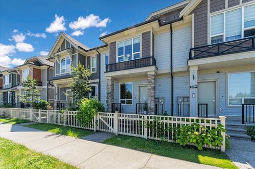 20482 78 Ave, Langley, BC, V2Y4K3 | Card Image