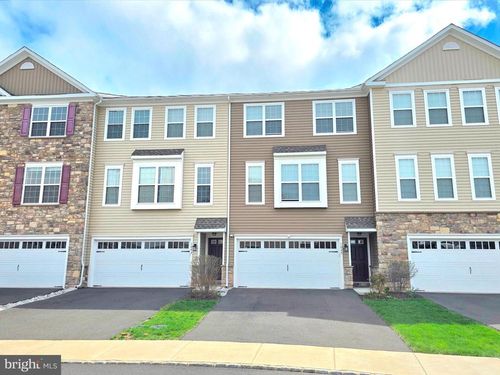 1045 Chapman Cir, HATFIELD, PA, 19440-2206 | Card Image
